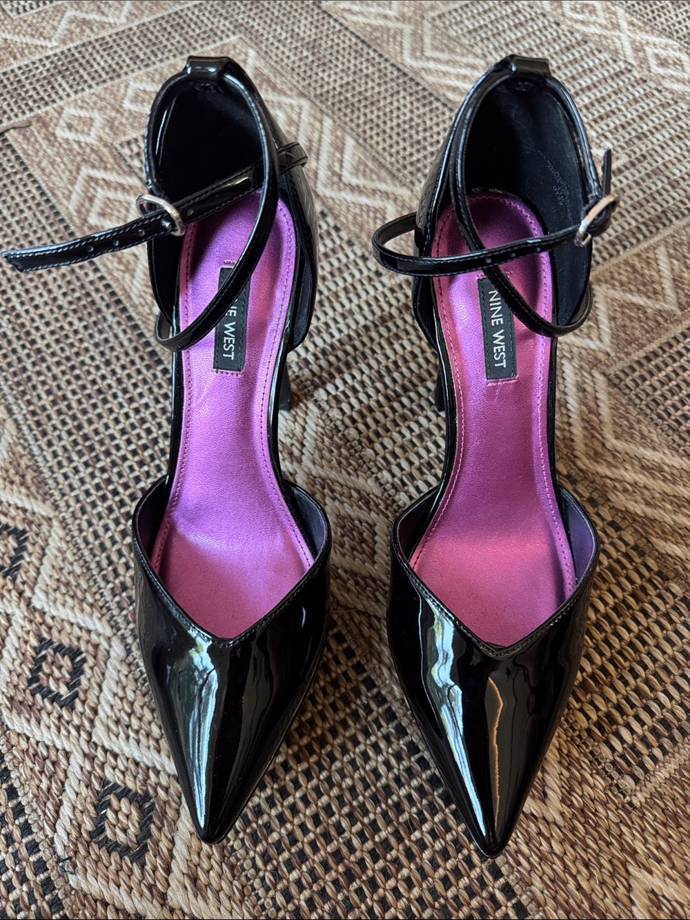 NINE WEST Linda Patent Leather Platform Pump Black Pointed Toe Heels Size 8 - Picture 2 of 6